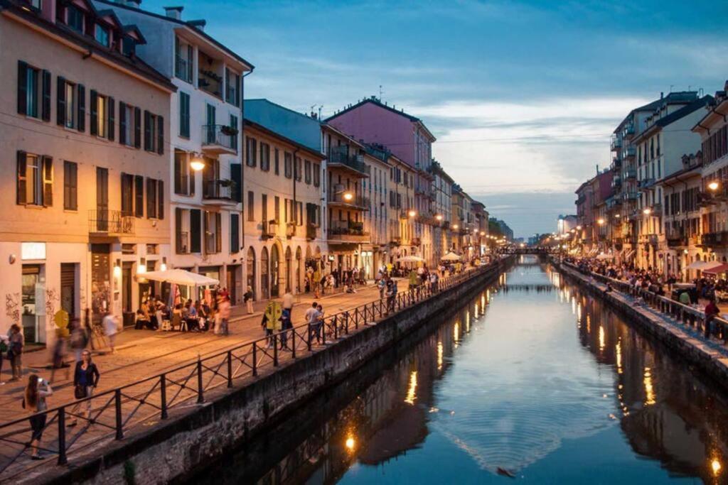 Daniela'S Spazioso Appartamento Ai Navigli Mailand Exterior foto