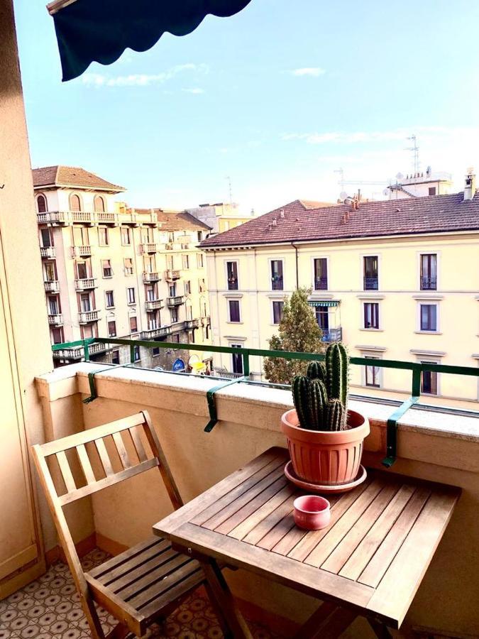 Daniela'S Spazioso Appartamento Ai Navigli Mailand Exterior foto