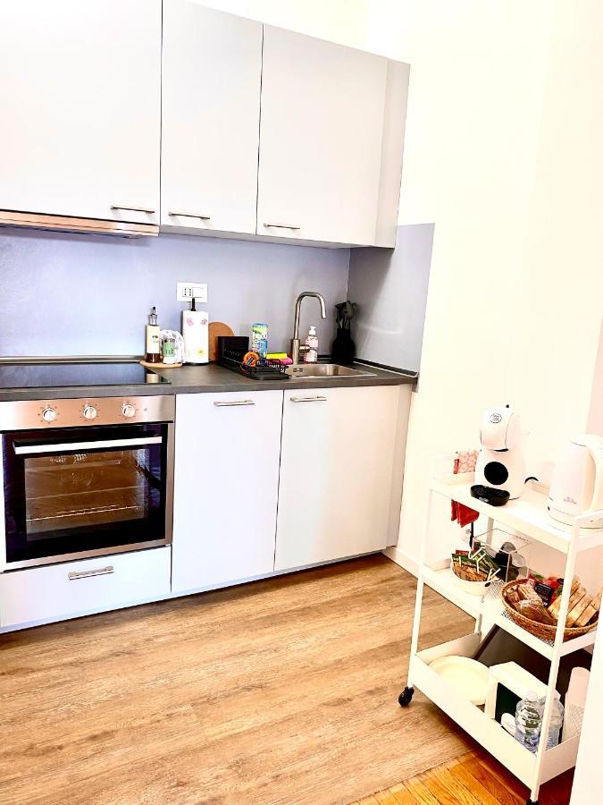 Daniela'S Spazioso Appartamento Ai Navigli Mailand Exterior foto